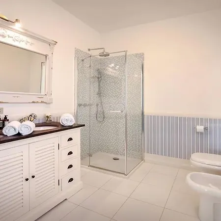 Rosa Del Golf And Bike