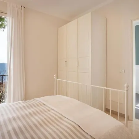 Villa Rosa Del