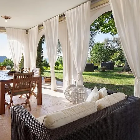 Villa Rosa Del Garda Golf And Bike *