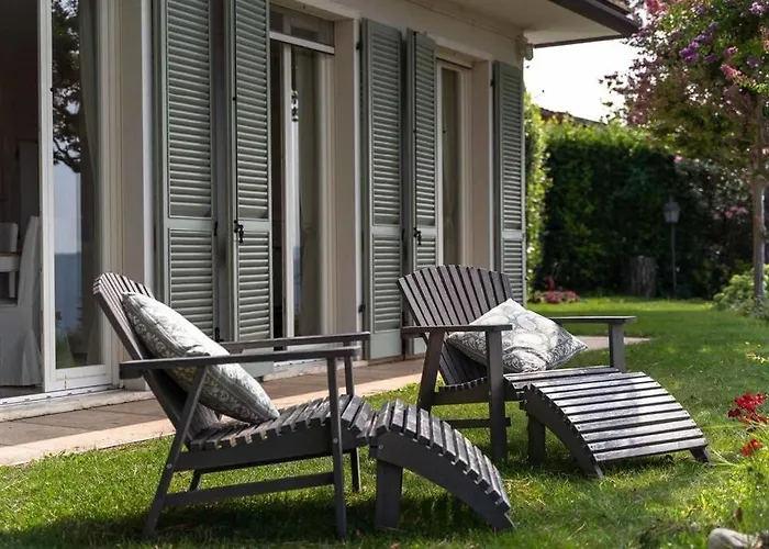 Rosa Del Golf And Bike Vila Garda (Verona)