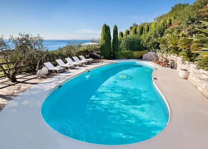 Rosa Del Golf And Bike Vila Garda (Verona)