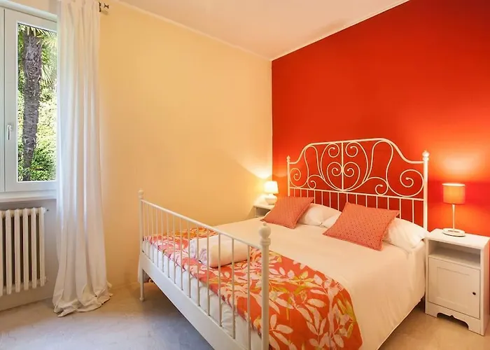 Rosa Del Golf And Bike Vila Garda (Verona)