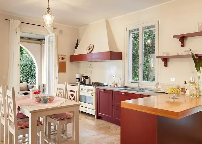 Rosa Del Golf And Bike * Garda (Verona)